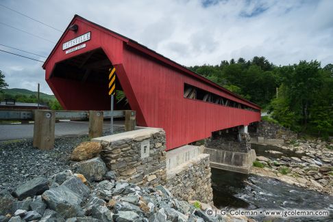 Taftsville Covered Bridge over the Ottauquechee River, Woodstock, Vermont